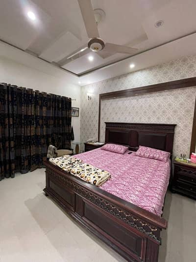 FURNISHED ROOM AVAILABLE FOR RENT ONLY FOR FEMALE IN WAPDA TOWN