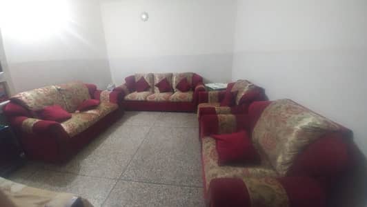 I need to sell 7 seater sofa