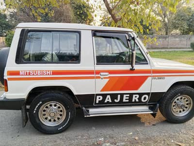 Mitsubishi Pajero 1991