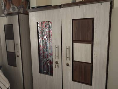 single Bed for sale just like new  with almari  king size