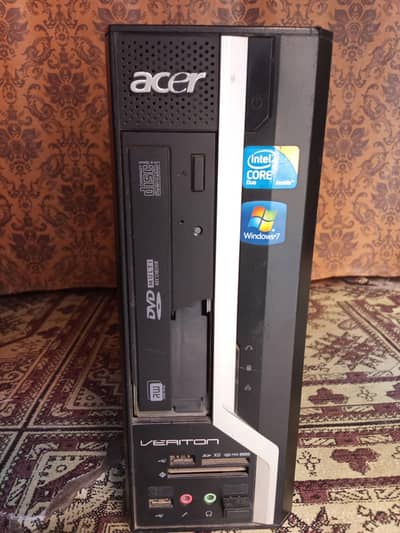 Computer for sale in low price.