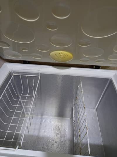 HAIER FREEZAR INVERTER