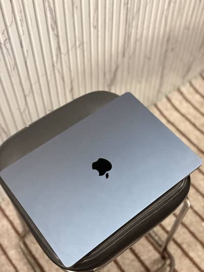 Mac Book Air M2 2023 15-inch