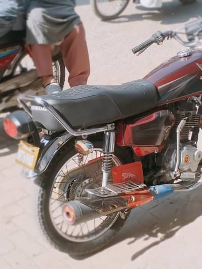 Honda CG 125 2023