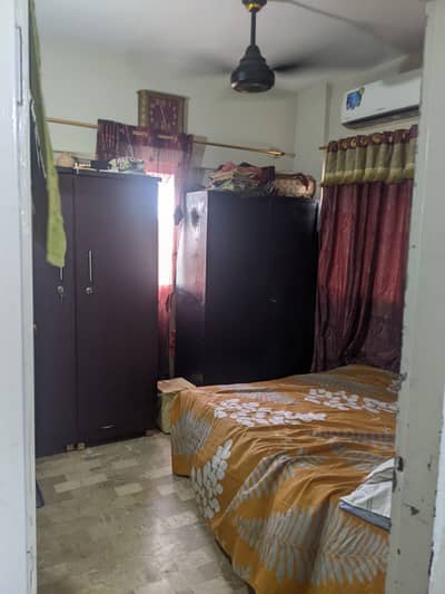 Chance deal! (BANK LOAN APPLICABLE) Flat For Sale west open main road facing in famous food street. in Gulistane e Johar Block 18 Munir Bridge View Opp. Baluchistan Sajji Perfume Chowk. 5th floor 2 Bed Lounge WITH EXTRA LAND
