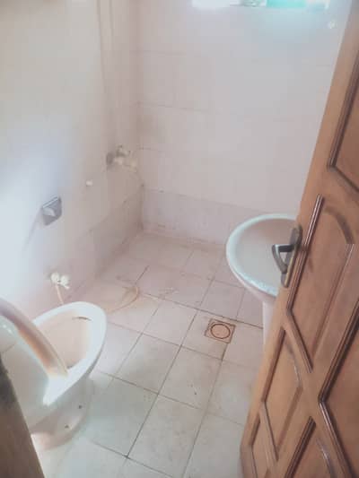 Ground portion for rent in g-11