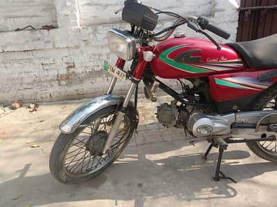 United 100 cc 2013 model for sale.