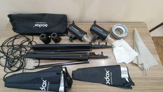 Godox SK300 ii  Studio Flash with accessories