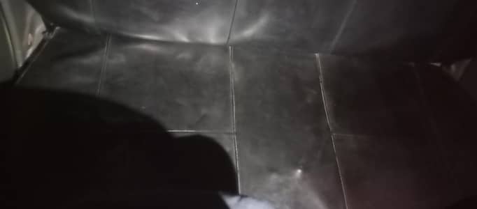 santro green and black