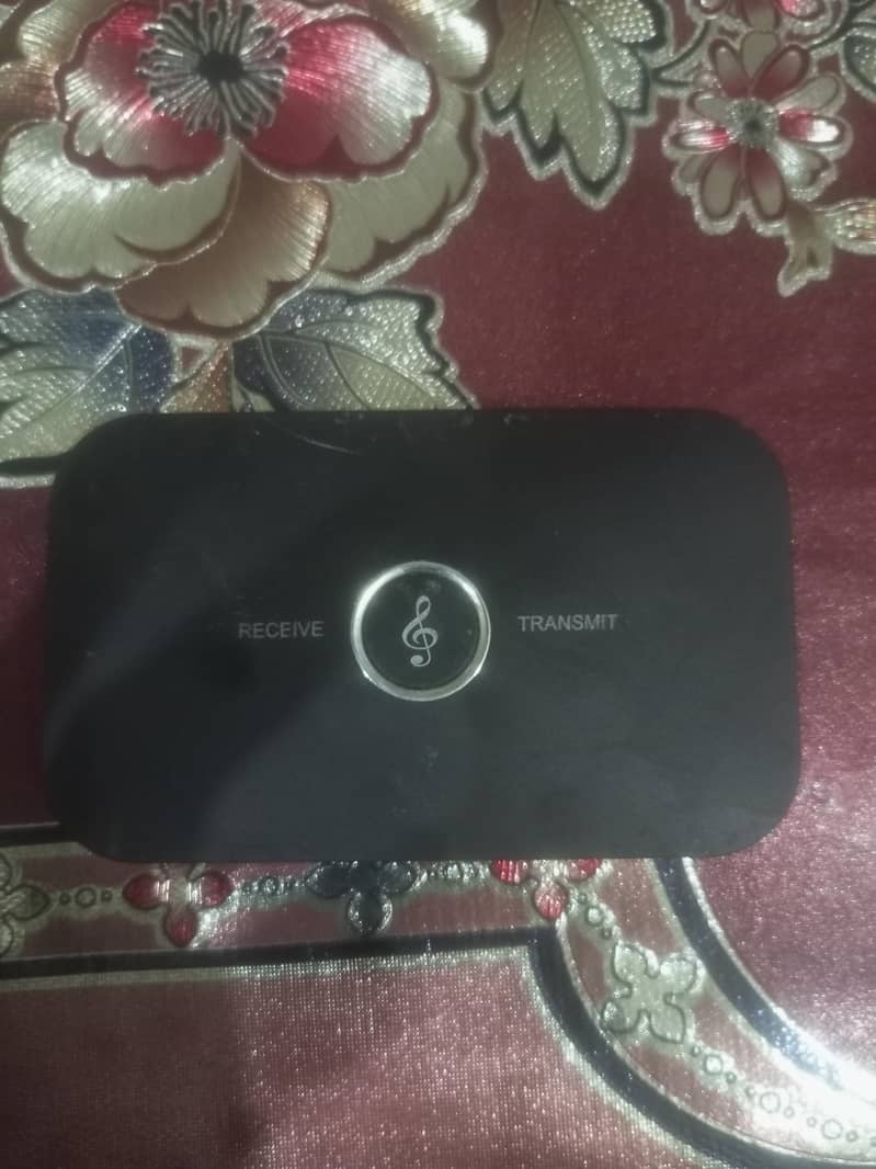 Wireless Bluetooth pairing device 0