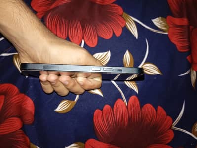 IPhone 14 jv 128 95 battery health