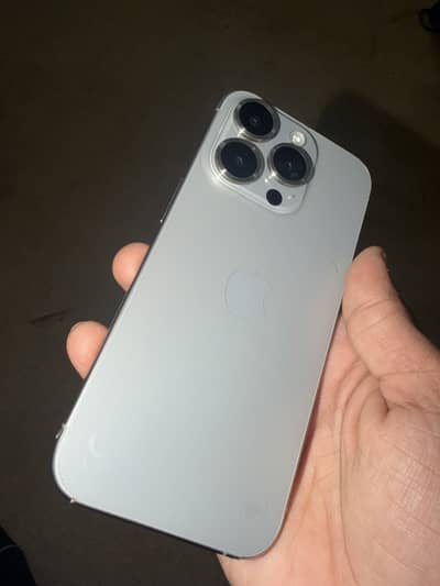 iPhone 15 pro JV 128 GB