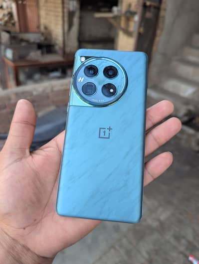 oneplus. 12 16/512gb. 10/10. online pta