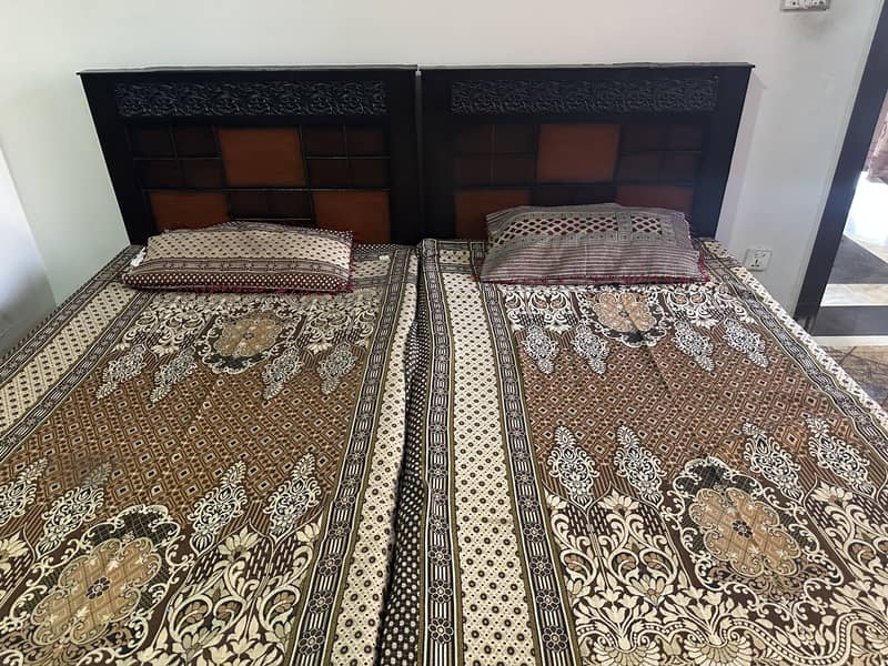 Single bed quantity 3 bed single 1