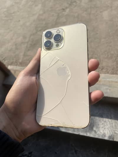 Iphone 13pro max  whatsapp 03044702942