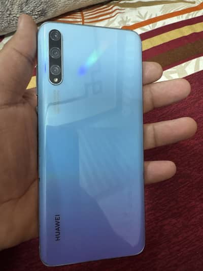 6/128. Dual sim. To contact 03007794483