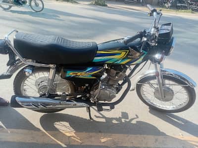 Good condition motorcycle for sale in gujrat