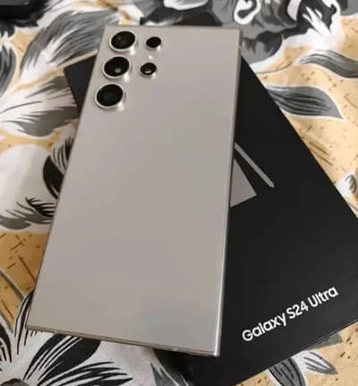 Samsung Galaxy S24 ultra complete box
