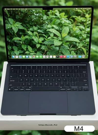 MacBook Air M4 Warranty Till 2028