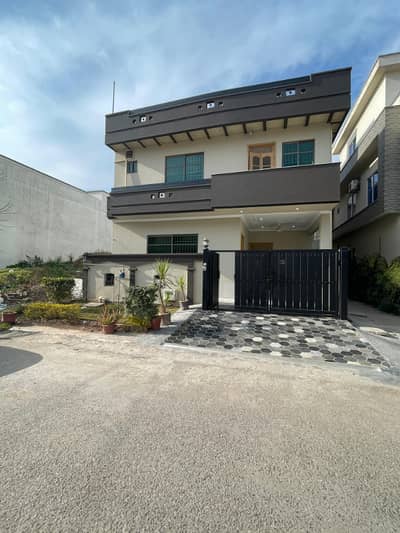 30*60 7 Marla House for sale in G-13 Islamabad