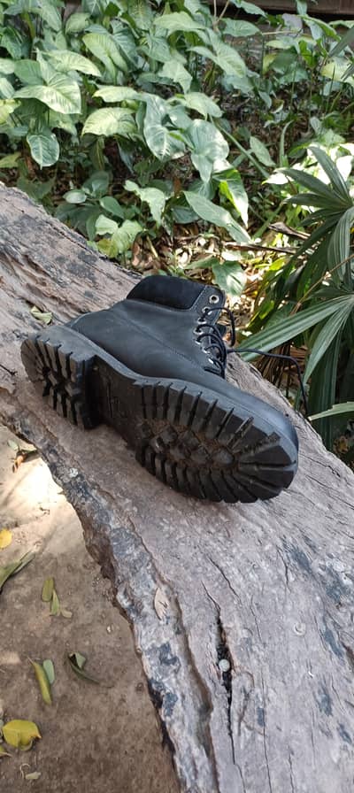 Original Timberland Premium Black Boots