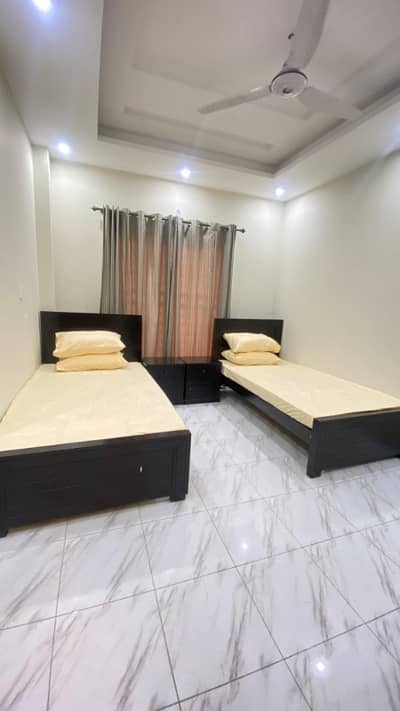 Girls hostal Sharing room furnished available for rent in Lda avenue 1 lahore