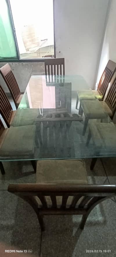 DINNER TABLE with 8 seats