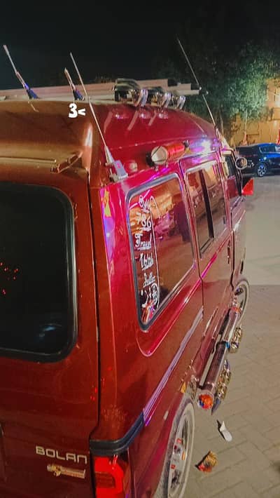 gari ma koi Kam nh haaaa shuq ki gari ha