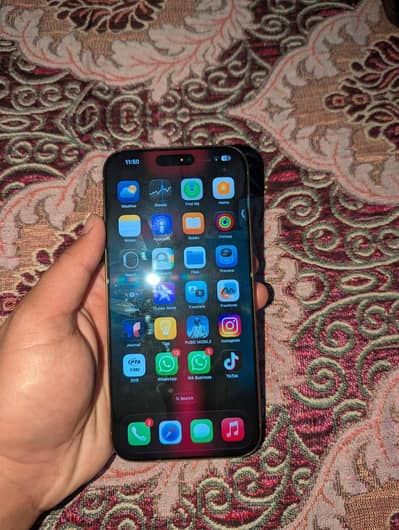 I phone 16 pro max 256gb water pack