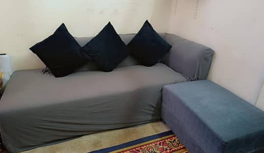 7 seater sofa set 6 month use