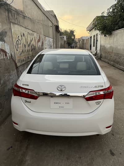Toyota carolla altis grande cvt