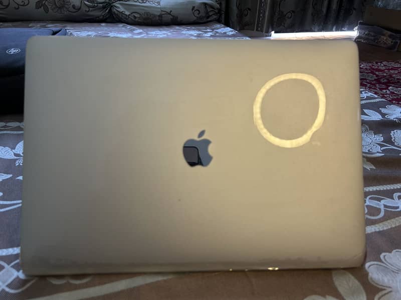 MacBook pro 2016 2
