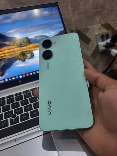 Vivo Y03 4GB 64 GB PTA Approved 10/10 Condition Full Fresh Green Color