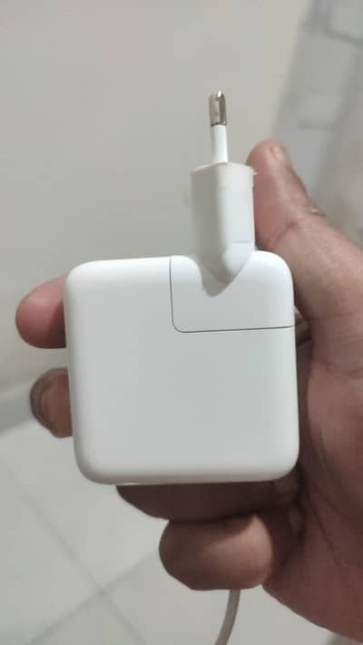 Apple iphone 17pro max charger