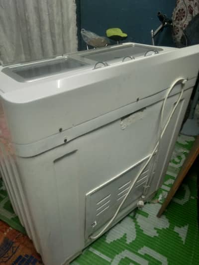 Kenwood washing machine with dryer for sell condition 9/10