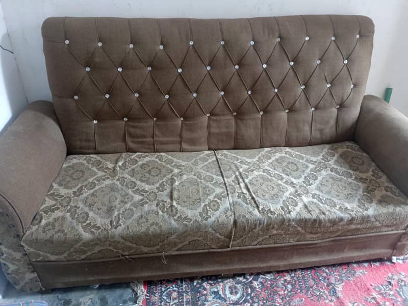 2 singe sofas and one lage sofa 0