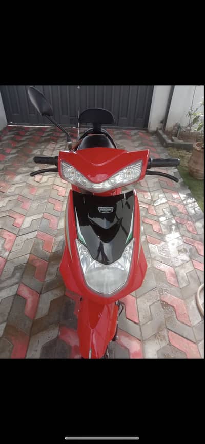 Yj~Future Electric Scooty