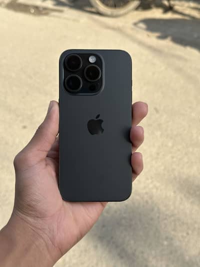 iPhone 15 pro factory unlock