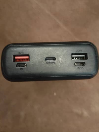 30000mAh Power Bank Fast Charging – USB & Type C – Heavy Backup