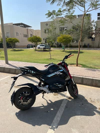 thunder bolt, E turbo