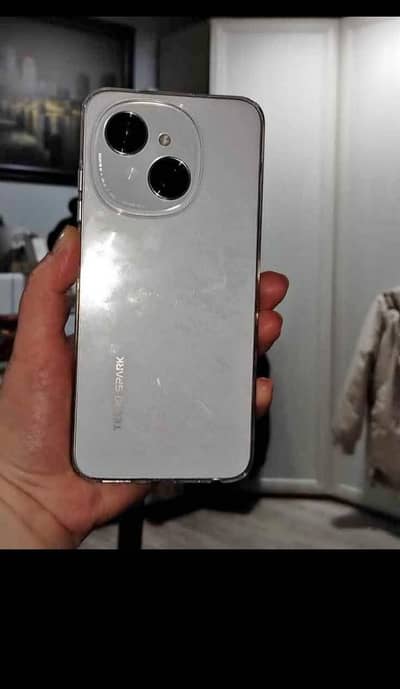 new phone hye 4 /64 ma jis bhi ko chy wo rabta kry