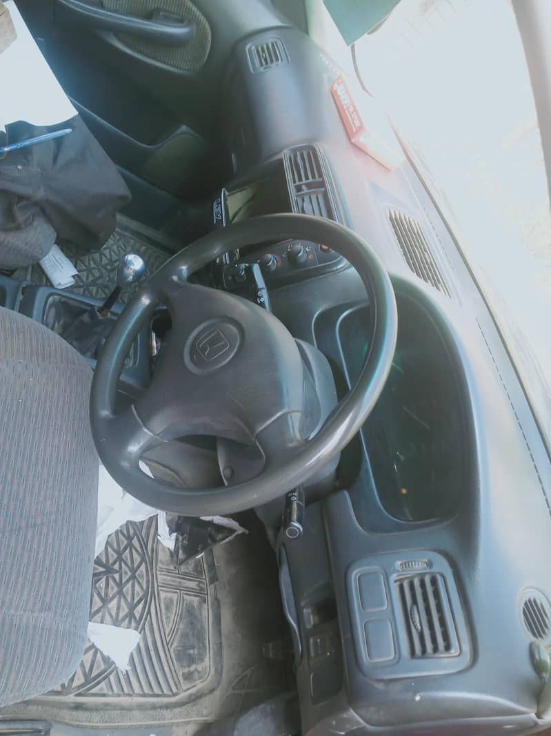 Civic 2000 exi 9