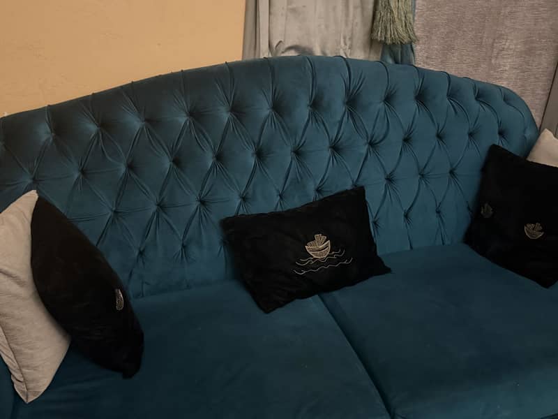 Sofa set 0