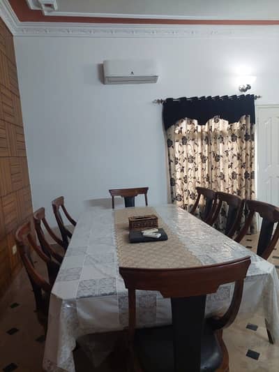 Beautiful House, North Karachi 11A, 240sq, G + 1st 1 Room, For Sale