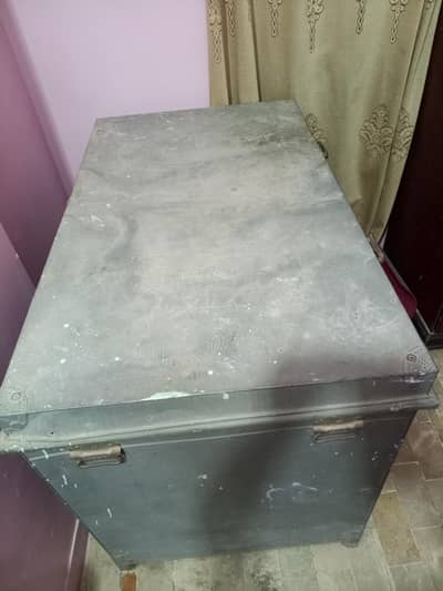 Big storage box (paiti)