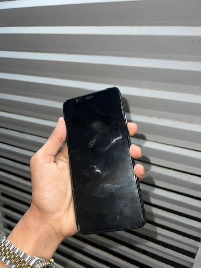 Google pixel 4xl is for sale