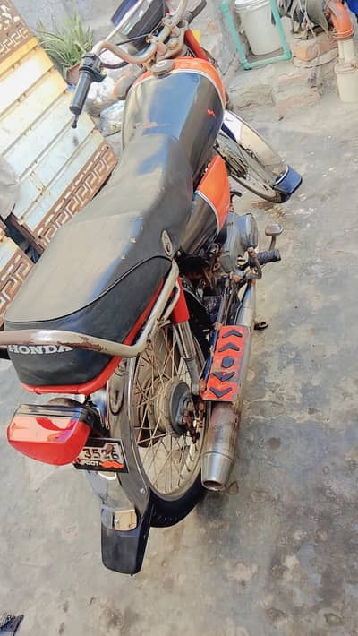 bike ke petrol avarge bhut ala