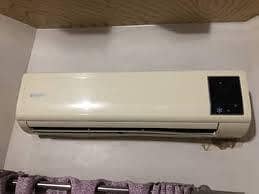 Orient AC 1.5 Ton For Sale (Non Inverter) in Working Condition