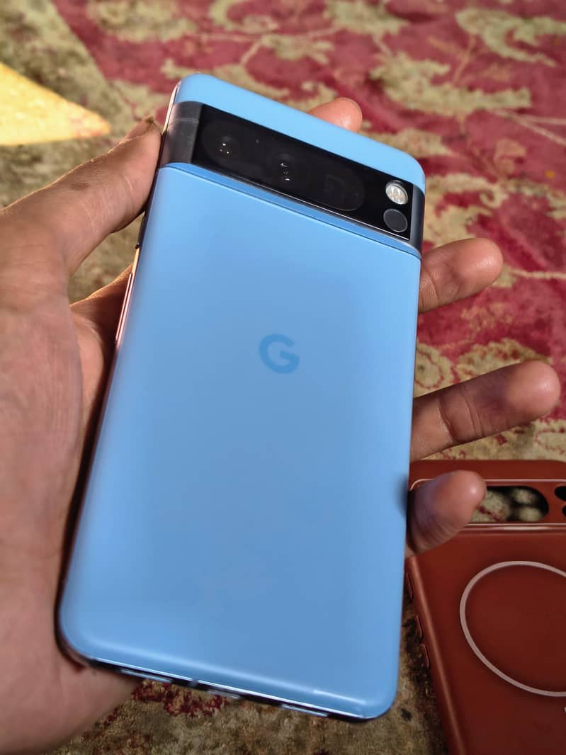 Google pixel 8 pro 0