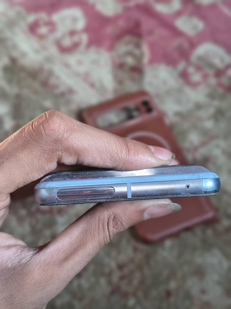 Google pixel 8 pro 5